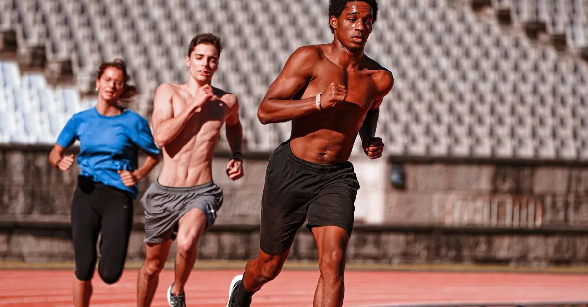 Comparatif des Programmes d'Entraînement pour Courses Rapides