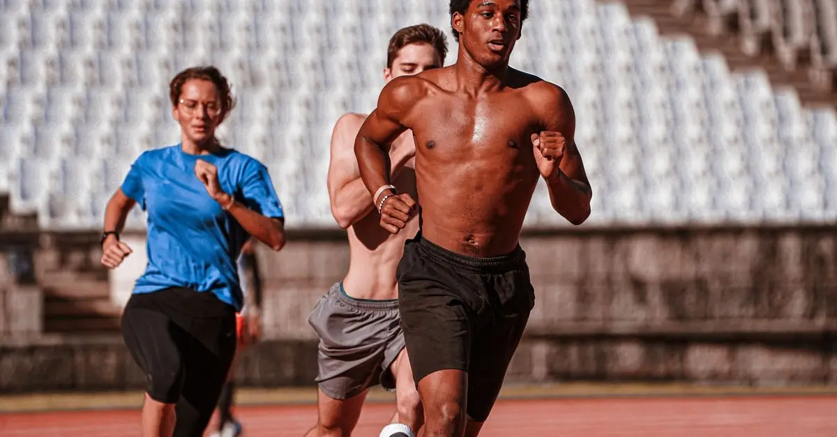 Les Meilleures Stratégies d'Entraînement pour Courses Rapides